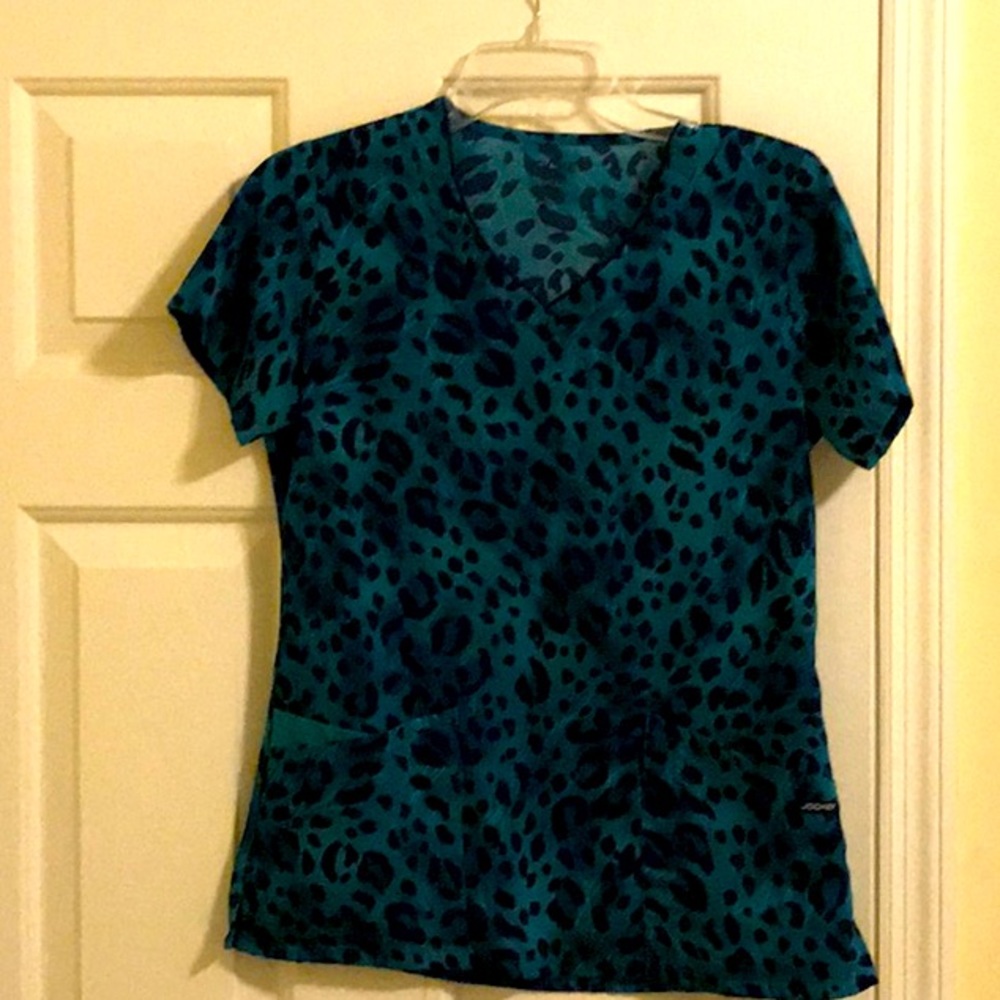 Scrub Top